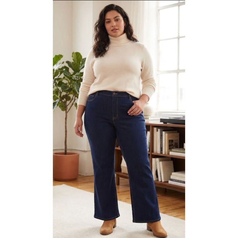 Old Navy Mid-Rise Wow Boot-Cut Jeans Women's Plus Size 24